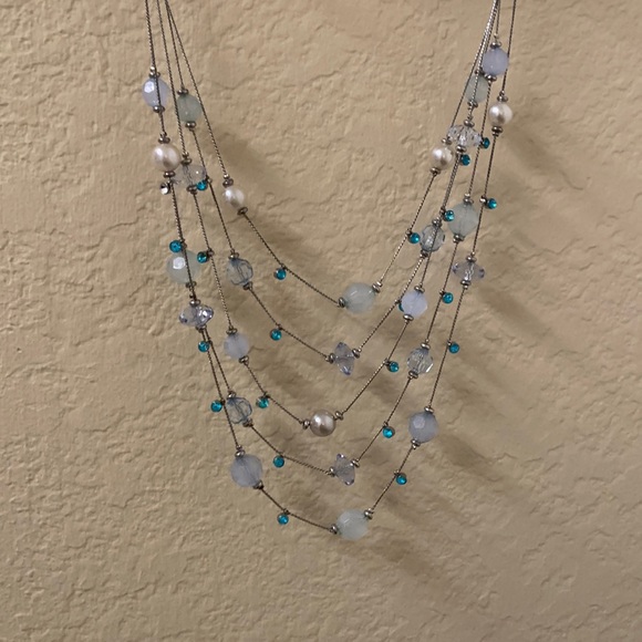 5-Strand Blue and White Beaded Necklace - Picture 2 of 3